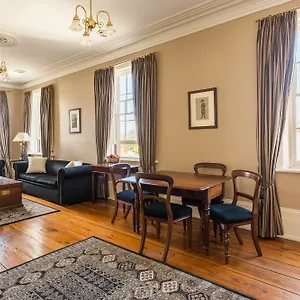 Grand Old Duke Aparthotel