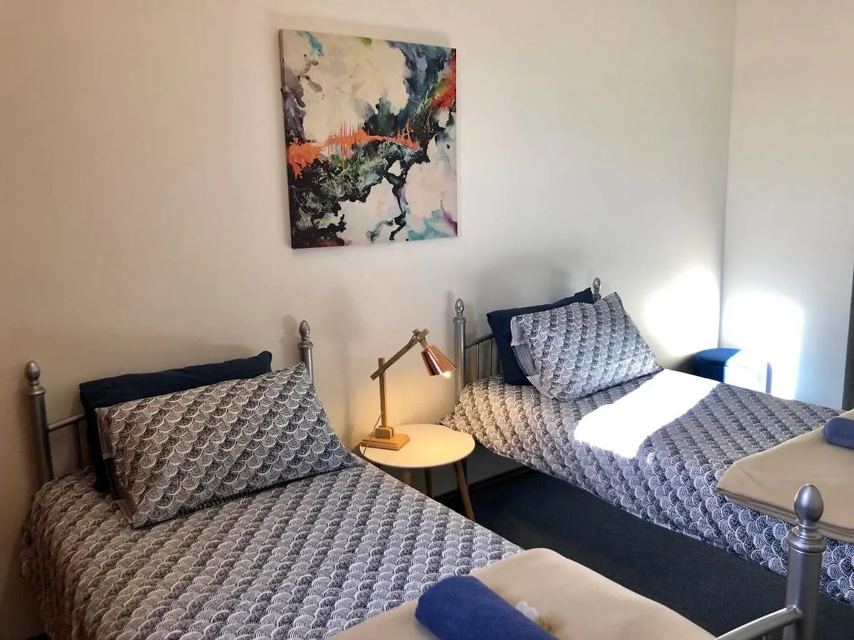 The Nook Backpackers Hostel Hobart